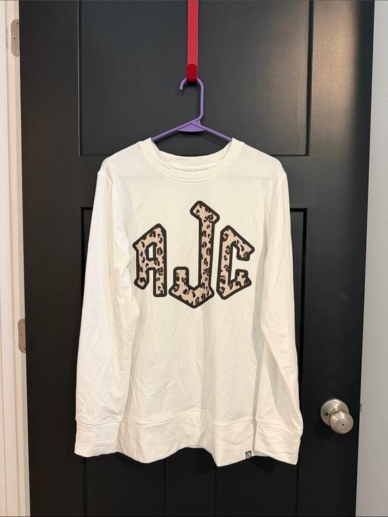 Marleylilly Tops - White Long-Sleeve Graphic Sweatshirt with Leopard Initials